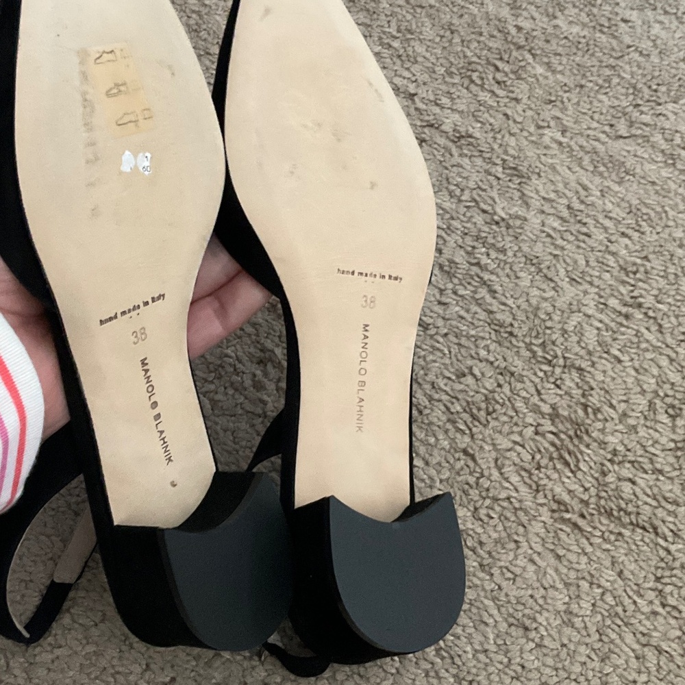 Manolo Blahnik Aspro Suede Block-Heel Slingback Pump - Picture 7 of 10